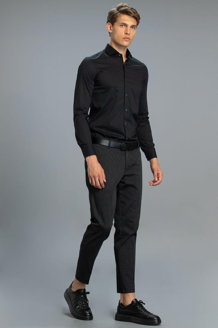 Black Diamond Slim-Fit Chino Trousers: The Epitome of Style and Comfort - Texmart