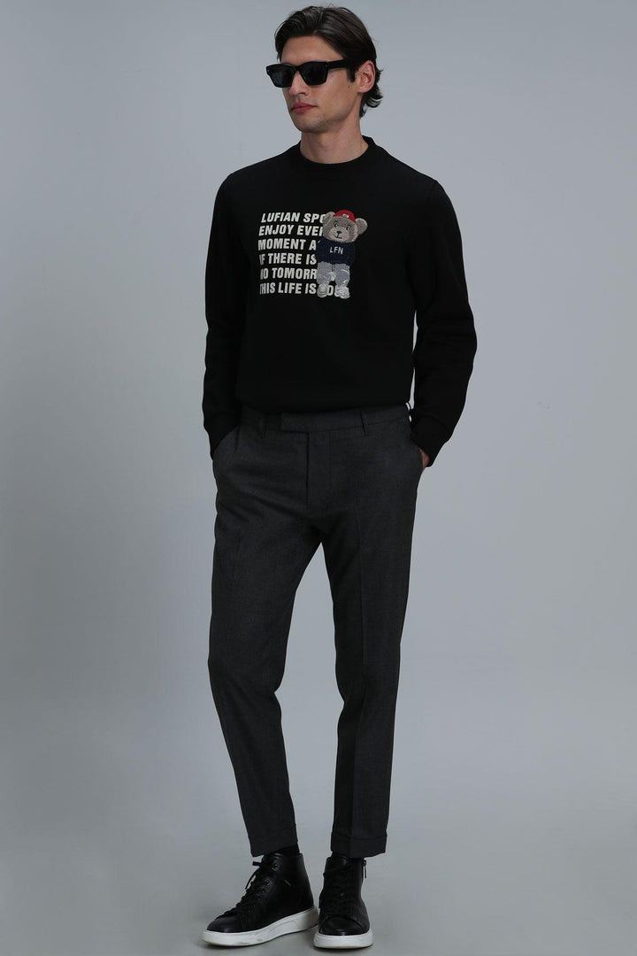 Black ComfortBlend Men's Sweatshirt: The Ultimate Cozy and Stylish Wardrobe Essential - Texmart