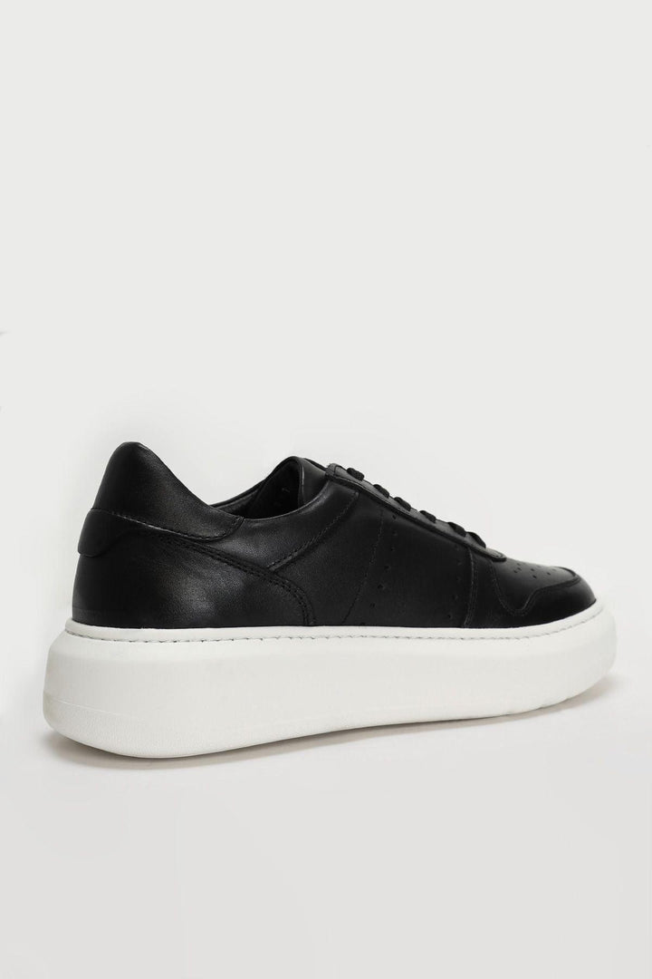 Black Diamond Leather Sneakers: The Epitome of Style and Comfort - Texmart