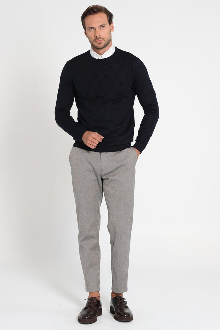 Cozy Navy Men's Sweater: Warmth & Style - Texmart