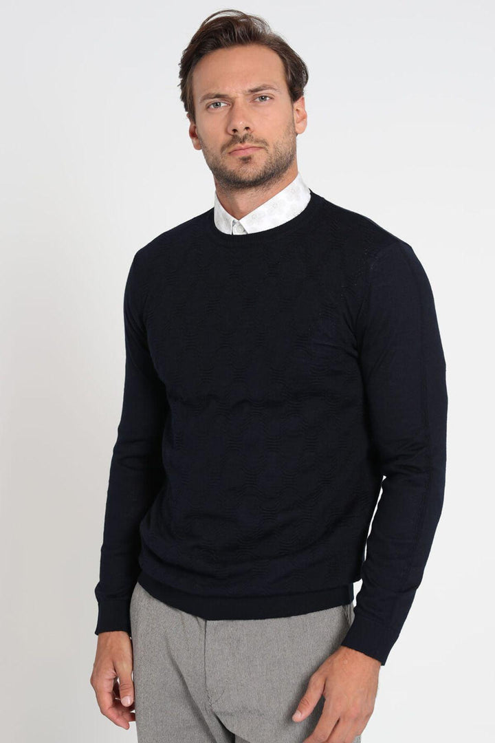 Cozy Navy Men's Sweater: Warmth & Style - Texmart