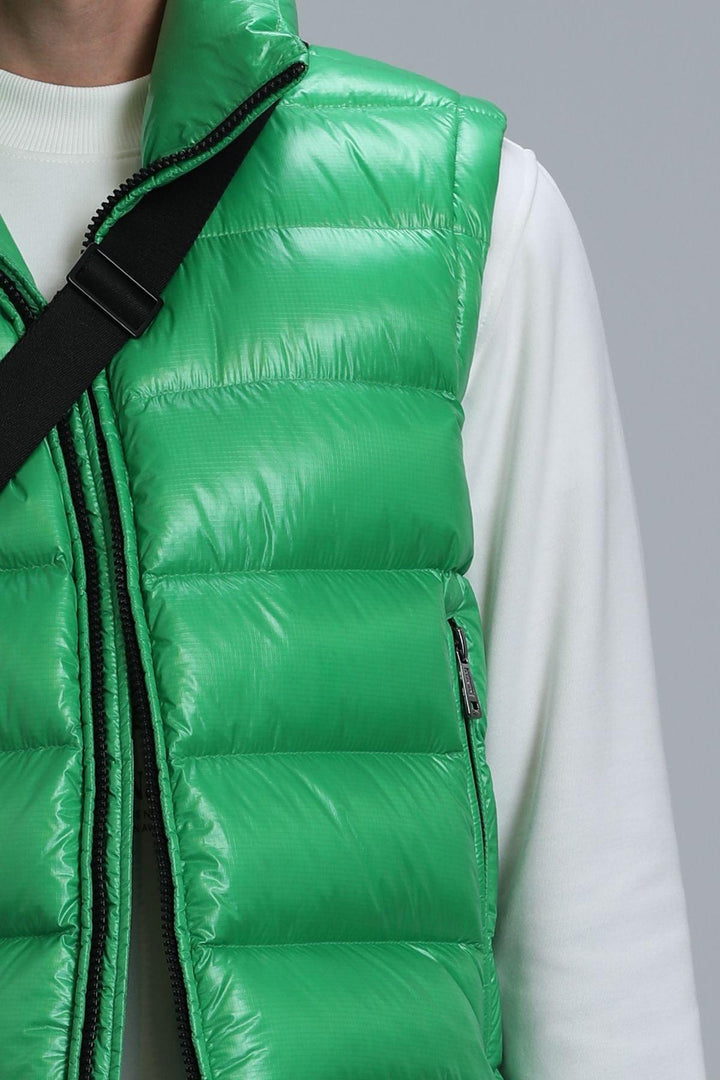 Green Feathered Elegance Men's Vest - Texmart