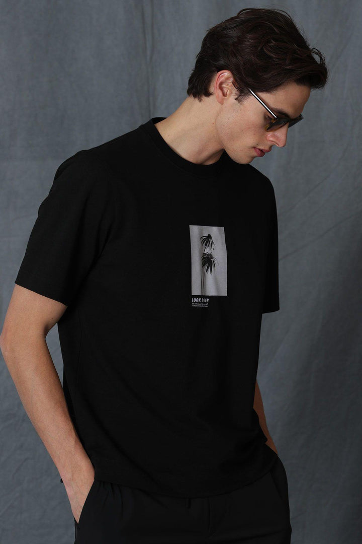 Modern Edge Graphic Tee: Elevate Your Style with Bart - Texmart