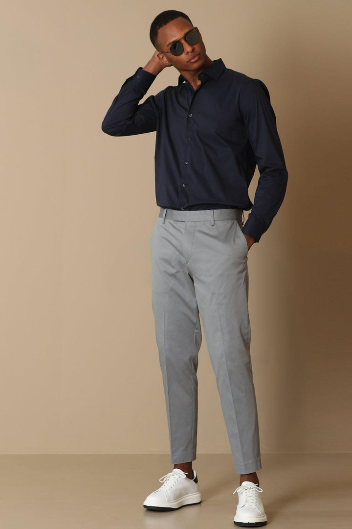 Sleek & Comfortable: Modern Gray Slim-Fit Chino Trousers for Men by Flor - Texmart