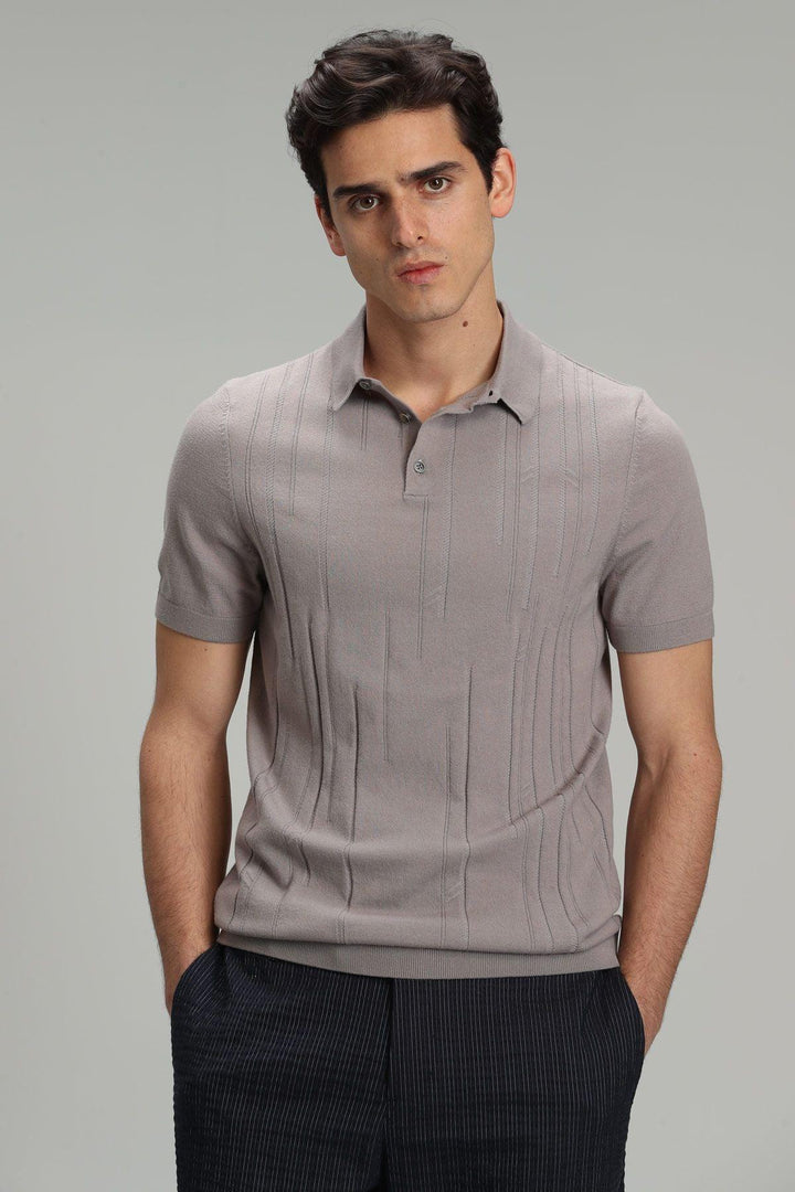 Sophisticated Comfort: The Beige Men's Short Sleeve Sweater - A Stylish Essential for Every Occasion - Texmart