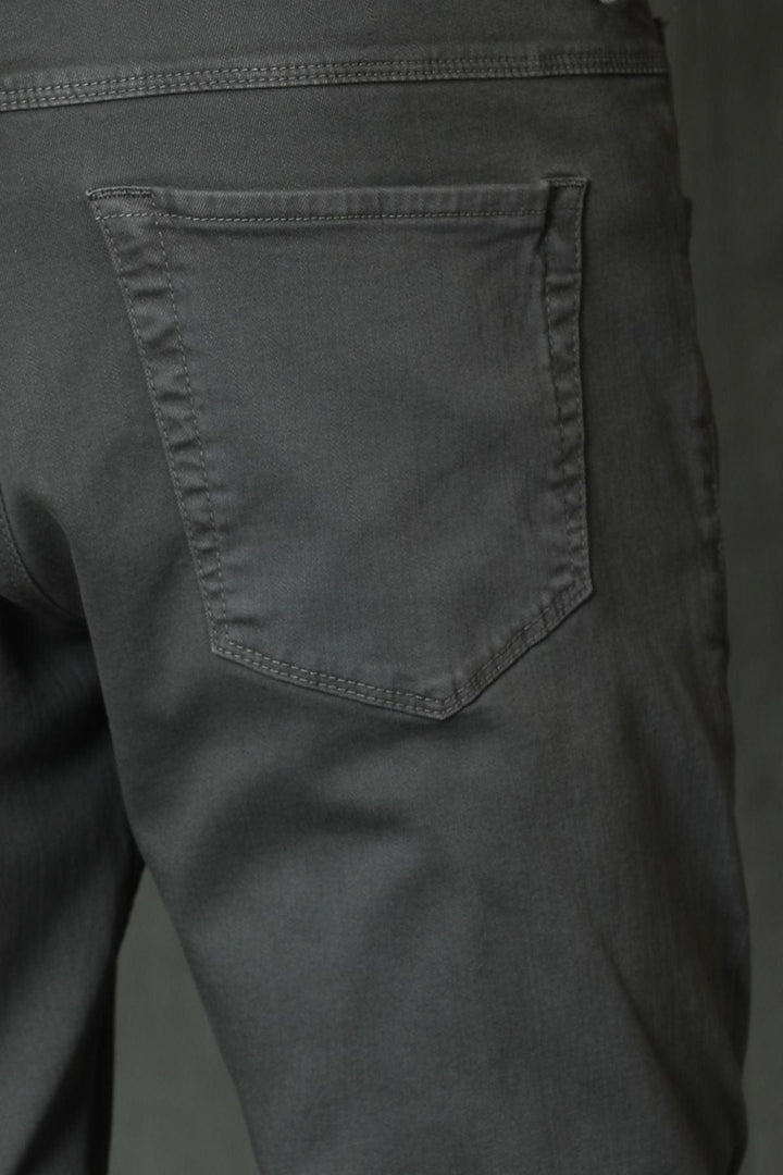 Stylishly Green: The Sophisticated Slim Fit Helt Five Pocket Trousers - Texmart