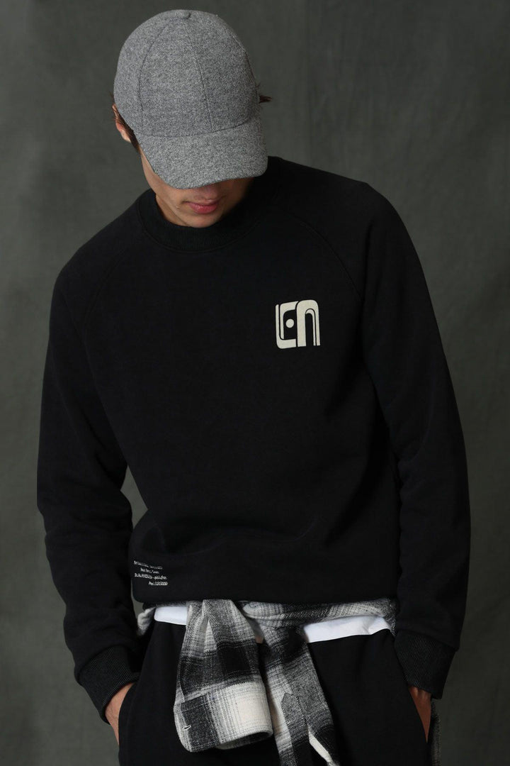 The Black Comfort Knit: A Timeless Men's Sweatshirt for Style and Coziness - Texmart