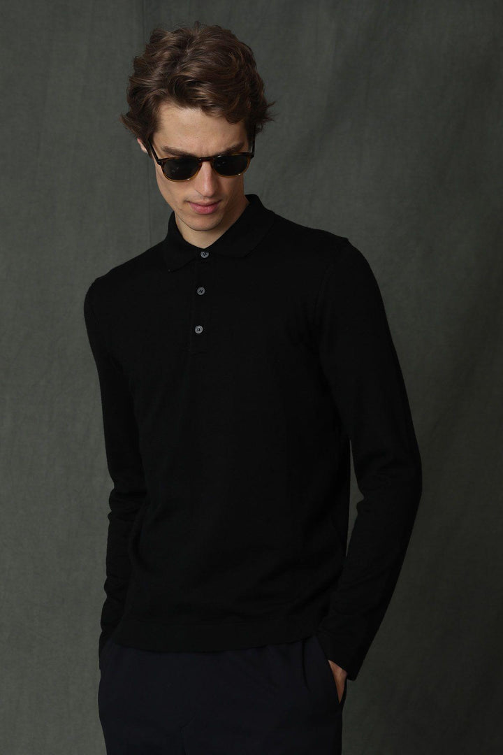 The Black Diamond Men's Essential Sweater - Texmart