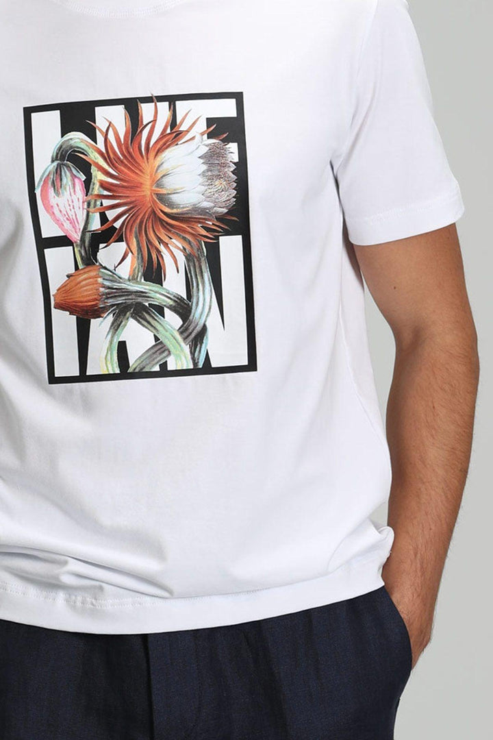 The "Blake Modern White Graphic Tee: A Stylish Essential for Your Wardrobe" - Texmart