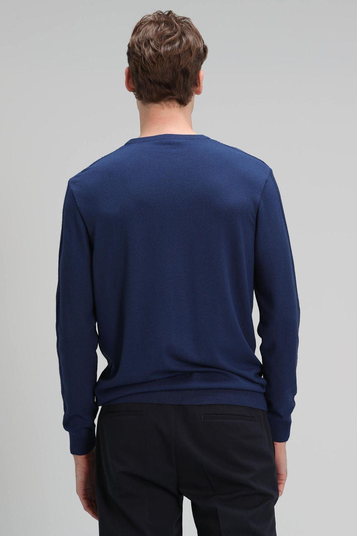 The Classic Comfort Men's Sweater: A Stylish Essential for Every Wardrobe - Texmart