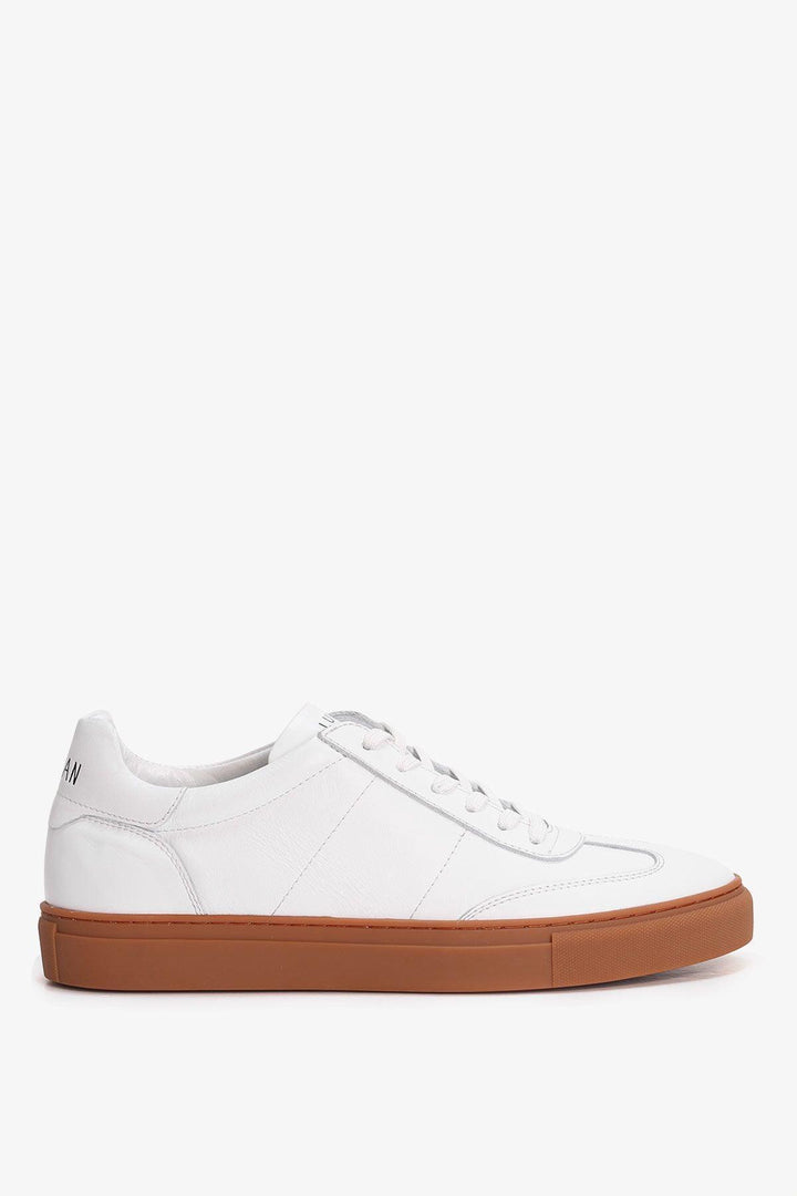 The Classic White Leather Sneakers: A Timeless Fusion of Style and Comfort - Texmart