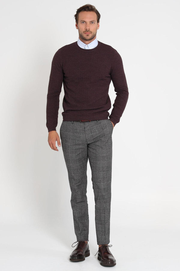 The Crimson Comfort Men's Sweater: A Cozy Blend of Style and Warmth - Texmart