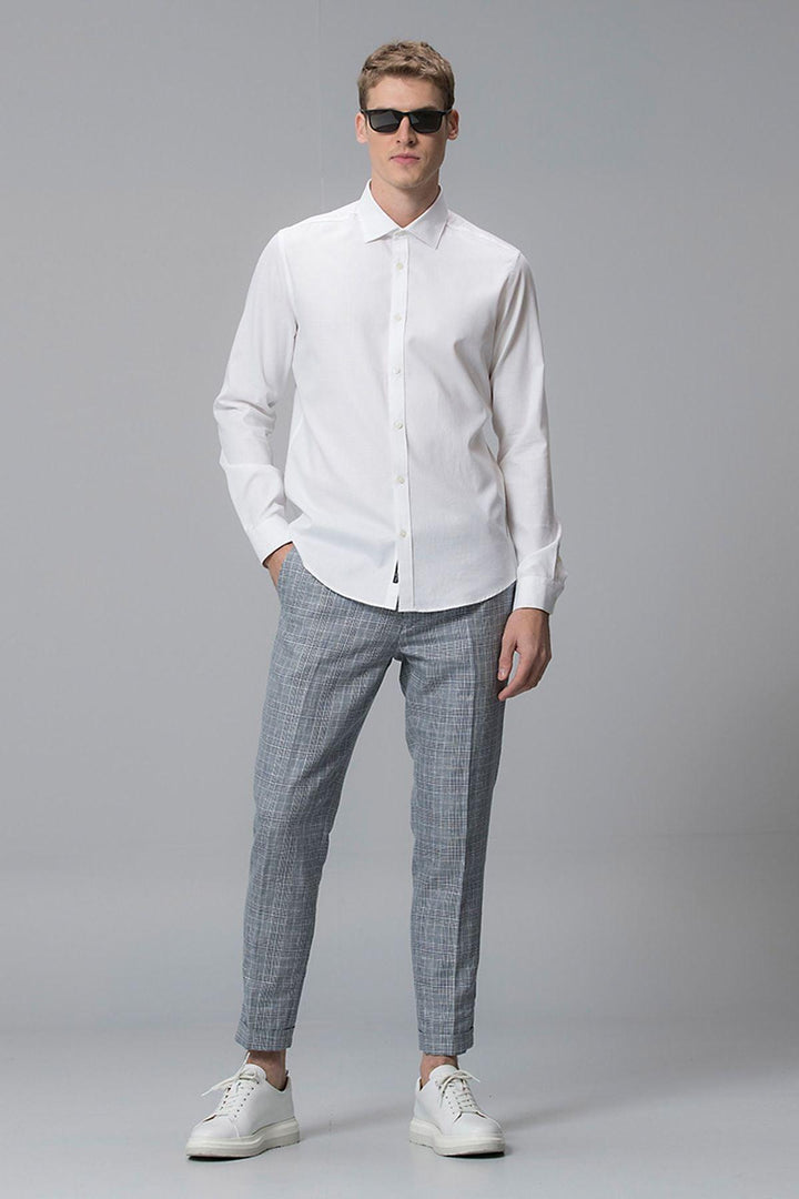 The Crisp White Elegance Men's Slim Fit Shirt: A Timeless Essential for the Modern Gentleman. - Texmart