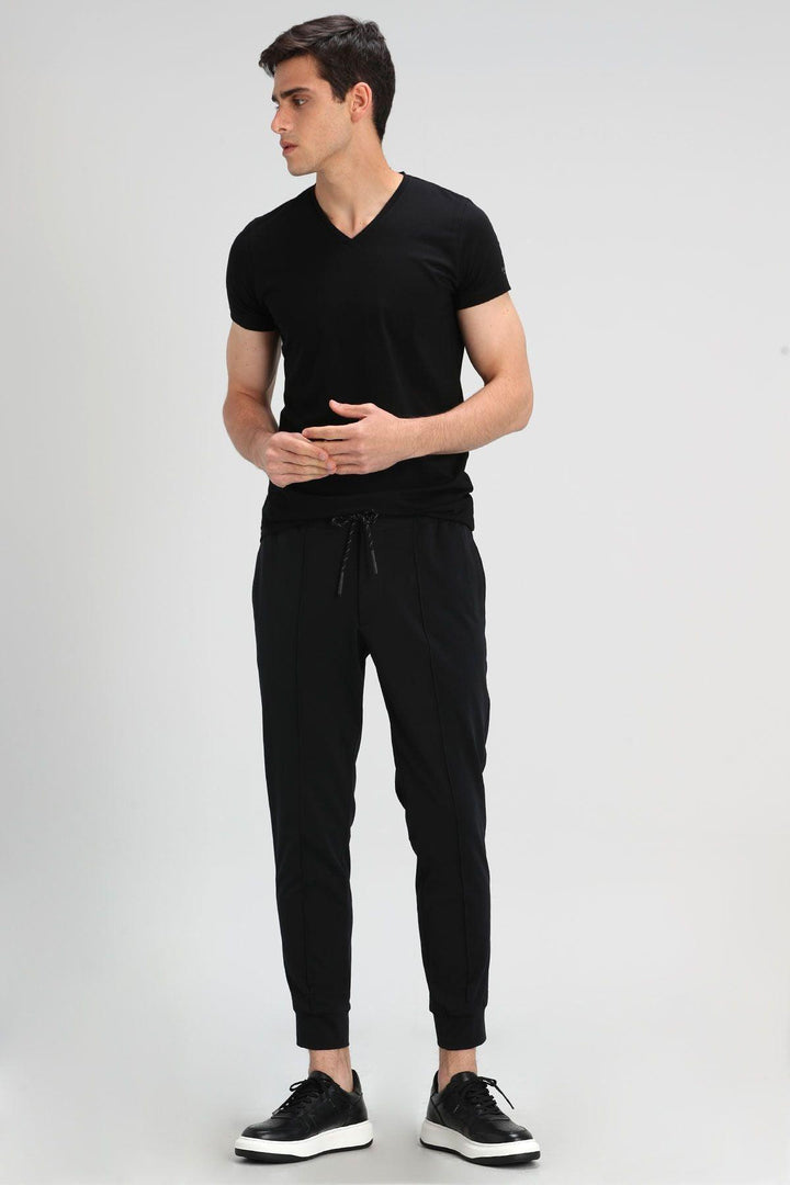 The Essential Men's Black Cotton Blend T-Shirt: The Perfect Fusion of Comfort and Style - Texmart