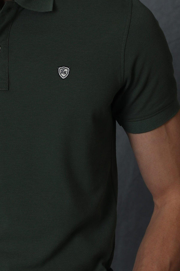 The Green Knit Polo Neck Men's T-Shirt by Laon Sports: A Stylish and Comfortable Wardrobe Essential - Texmart