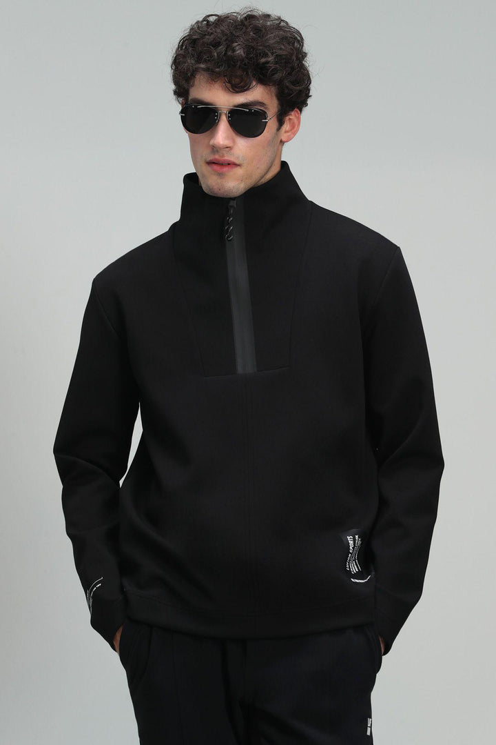 The Ultimate Comfort Black Knit Sweatshirt for Men - Stay Cozy and Stylish in Every Season! - Texmart